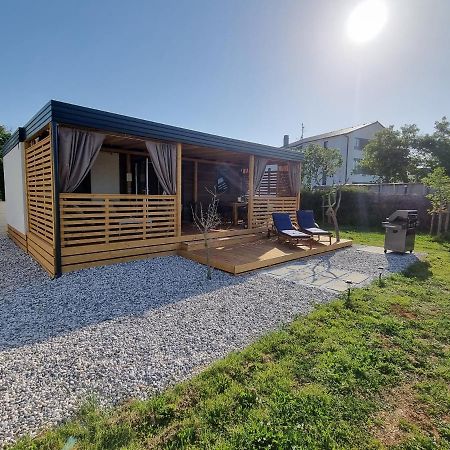 Mobilehome Elena Premium With Pool, Istria Banjole Dış mekan fotoğraf