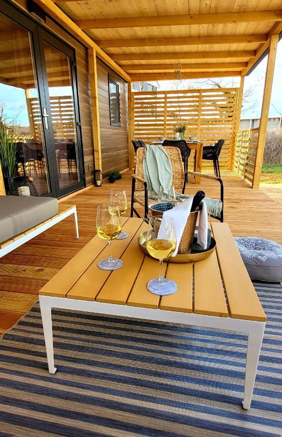 Mobilehome Elena Premium With Pool, Istria Banjole Dış mekan fotoğraf