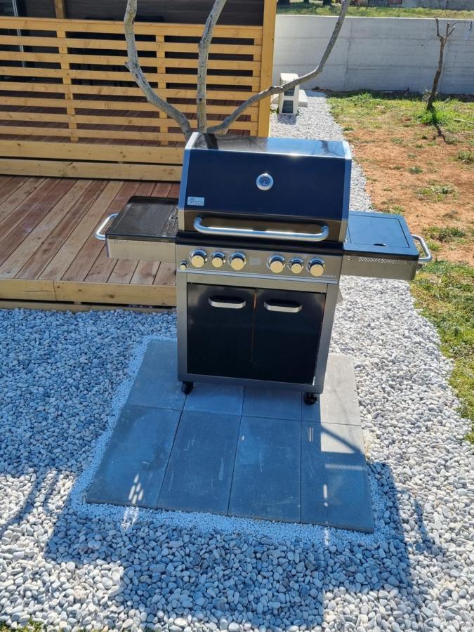 Mobilehome Elena Premium With Pool, Istria Banjole Dış mekan fotoğraf