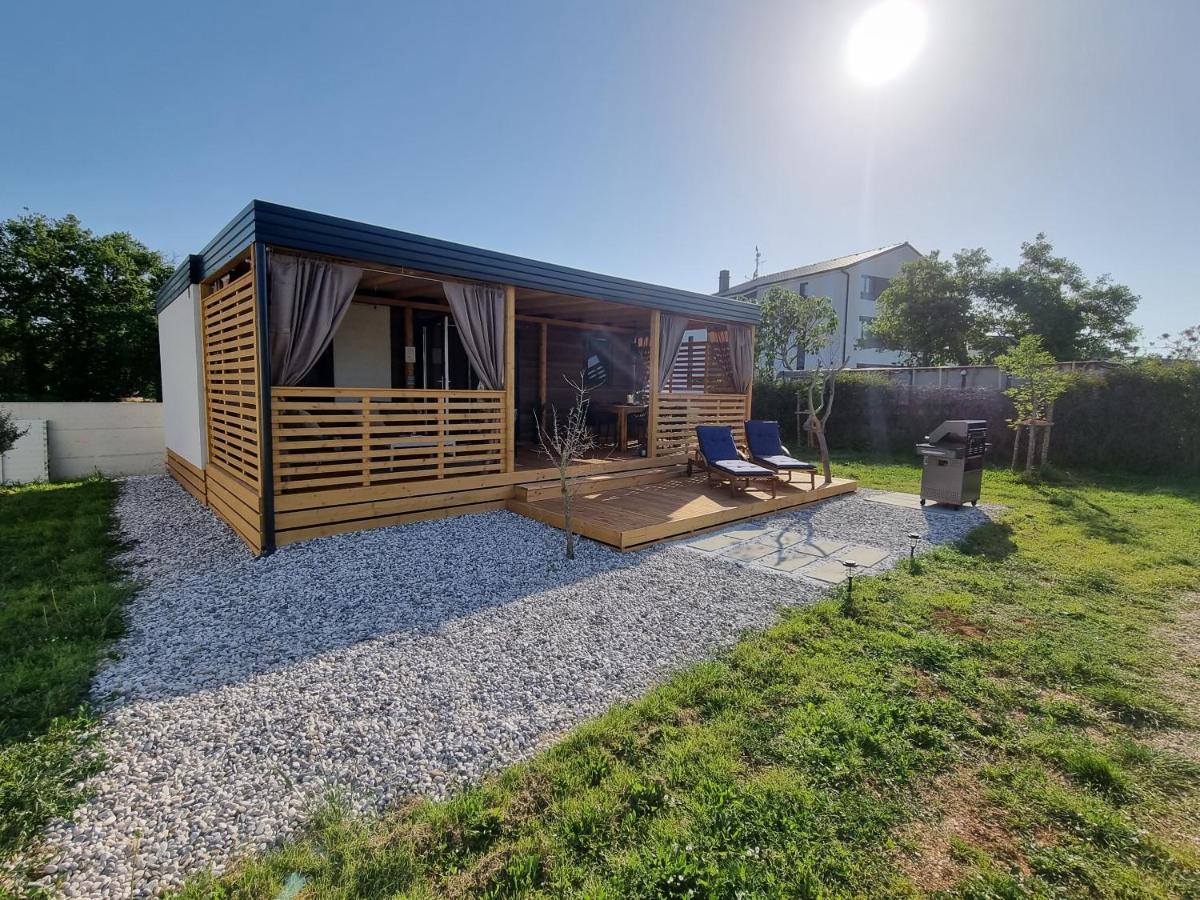 Mobilehome Elena Premium With Pool, Istria Banjole Dış mekan fotoğraf