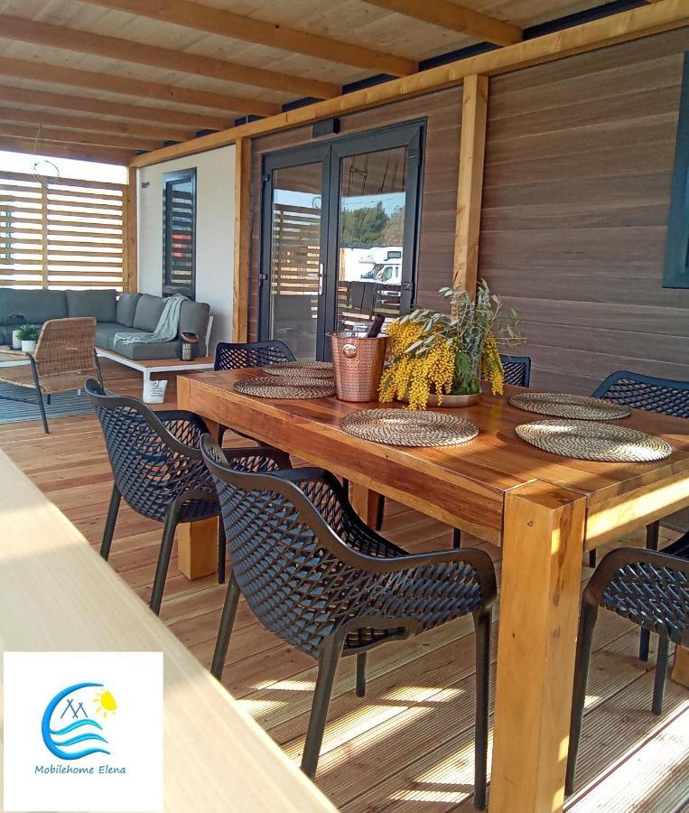 Mobilehome Elena Premium With Pool, Istria Banjole Dış mekan fotoğraf