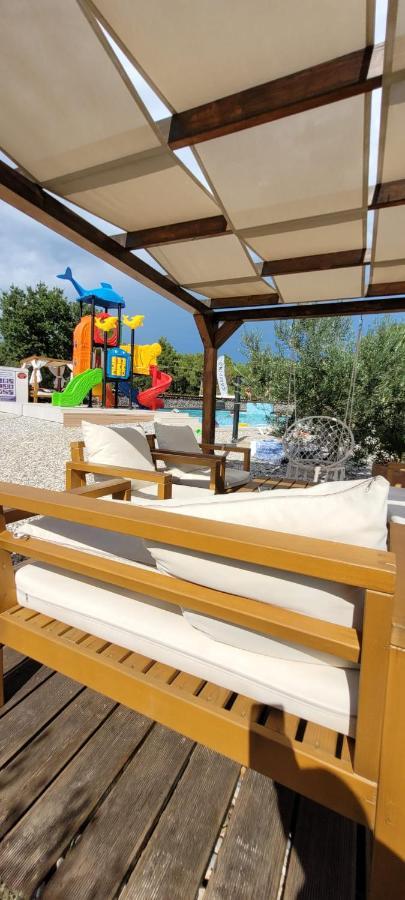 Mobilehome Elena Premium With Pool, Istria Banjole Dış mekan fotoğraf